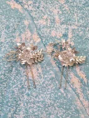 Silver Floral Bridal Hair Pins - Elegant Wedding Accessories